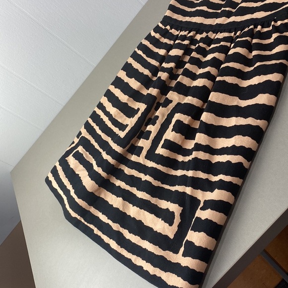 4.collective Designer Dress - Picture 4 of 8